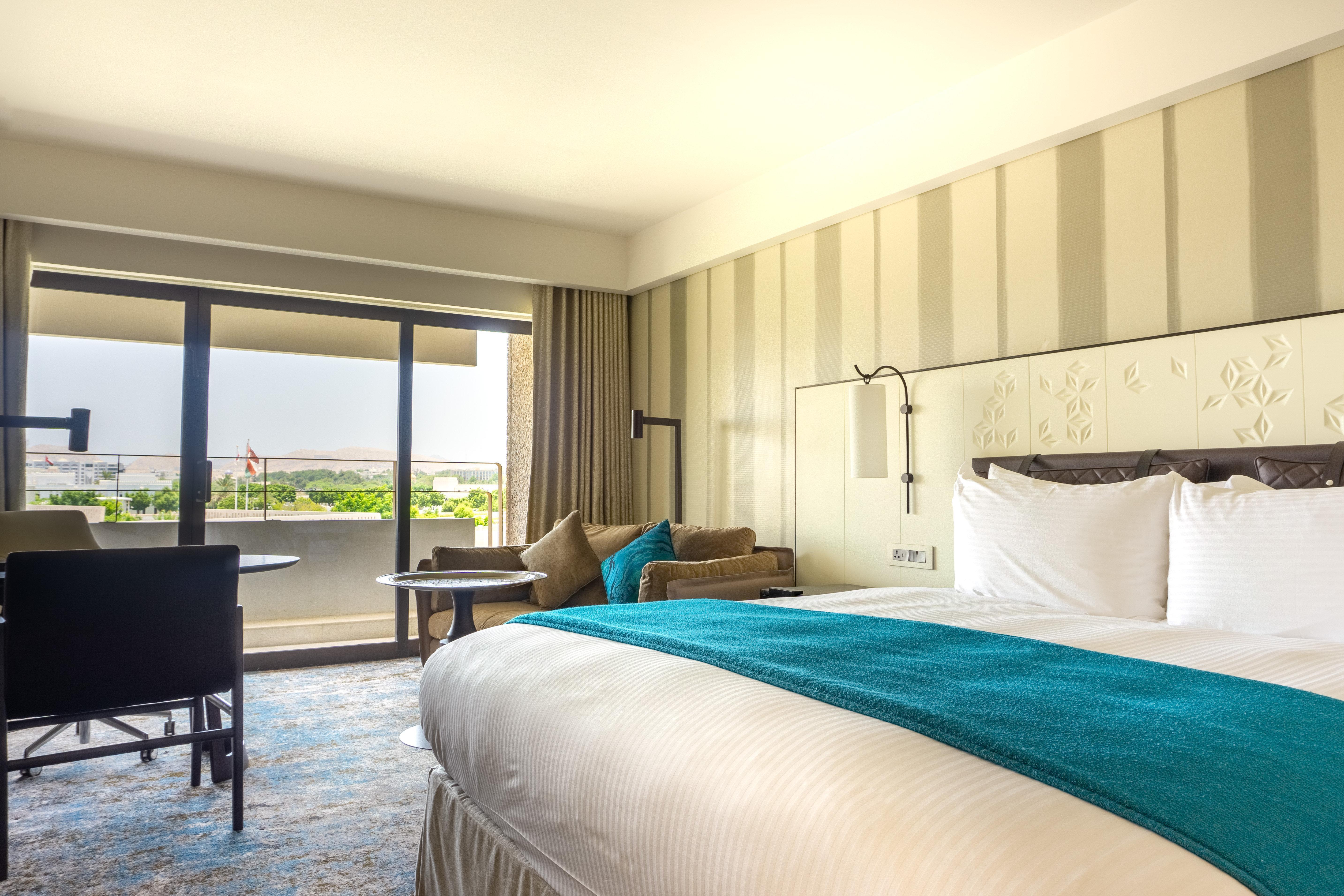 Intercontinental Muscat By Ihg Hotel Bagian luar foto Deluxe Room