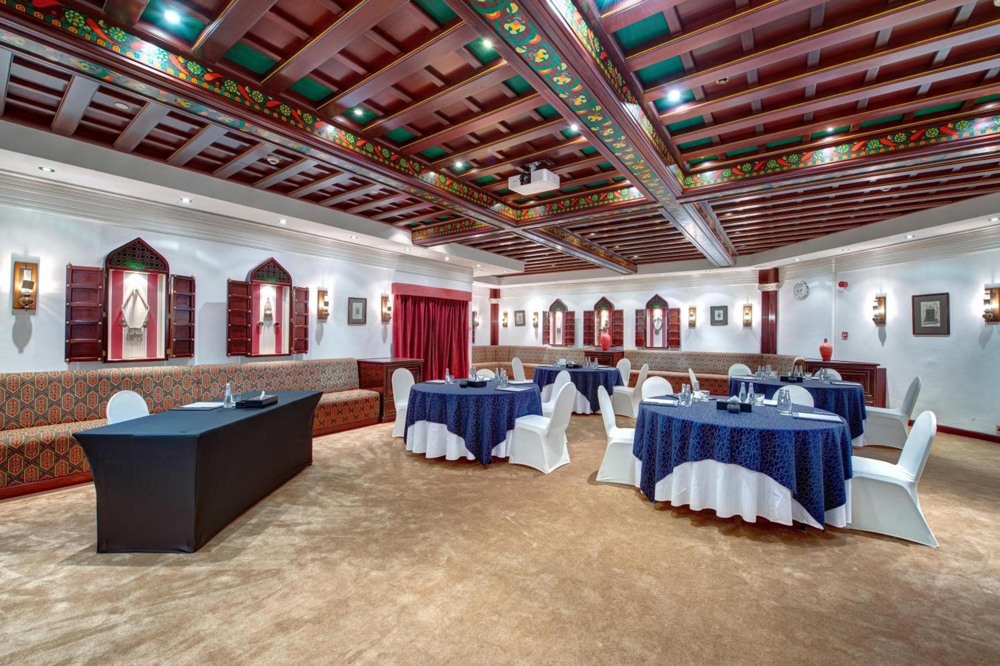 Intercontinental Muscat By Ihg Hotel Bagian luar foto The Al-Dana Ballroom